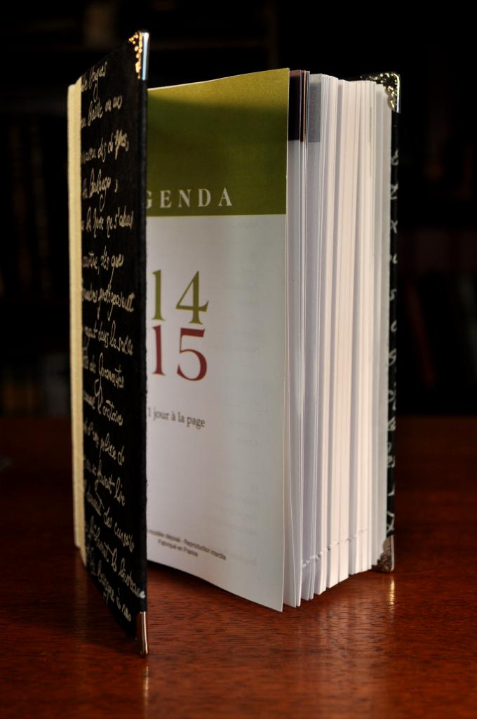 Agenda reliure bradel
